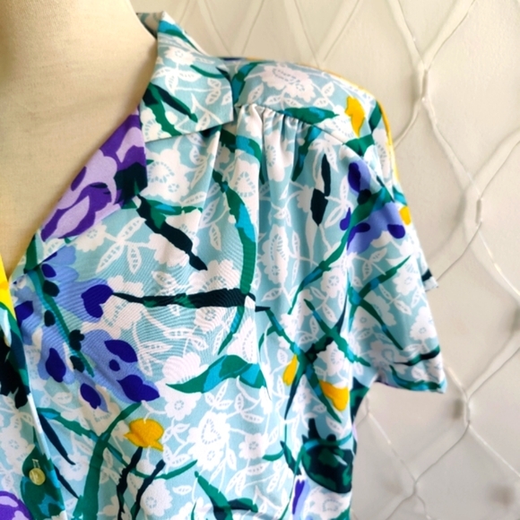 Vintage Floral Blouse / Teddi of CA / Shoulder Pads / Size 10 - Picture 2 of 7